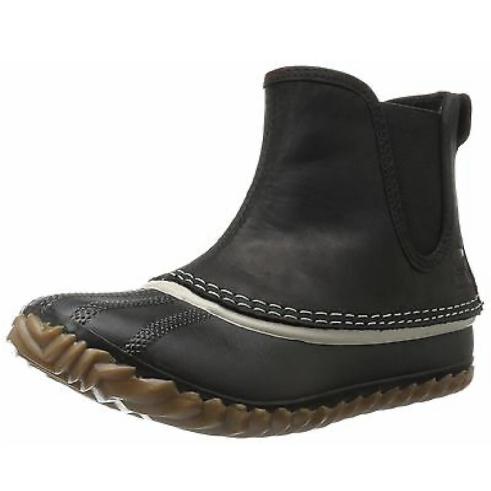 Sorel “Out & About” Chelsea Leather Boot like new.